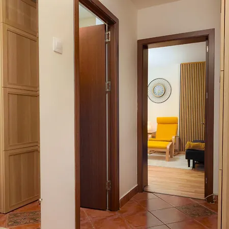 Nr1 Downtown Boutique Unirii *