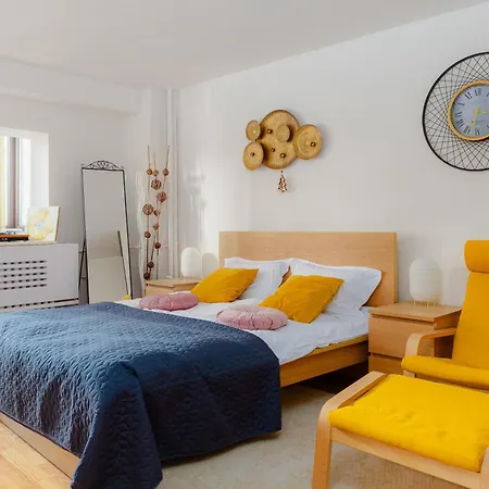 Nr1 Downtown Boutique Unirii Apartment *